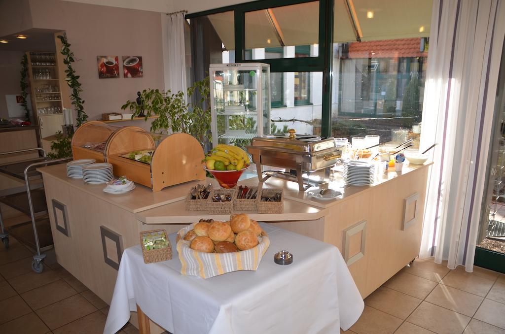 Velcrea Hotel Willebadessen Ngoại thất bức ảnh